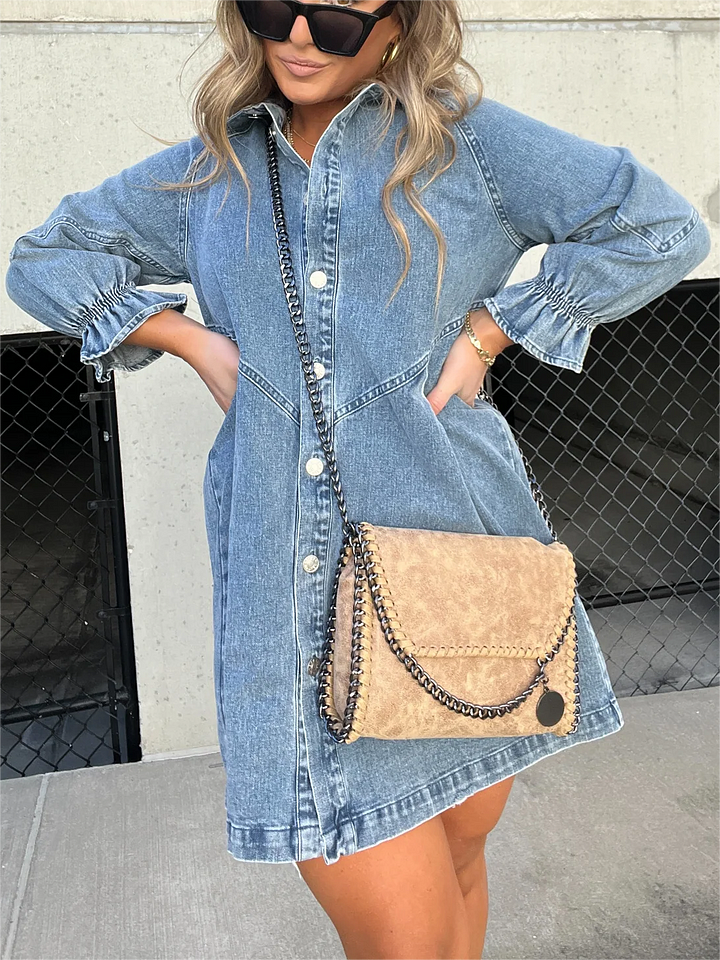 Robe en jean délavé avec manches bouffantes