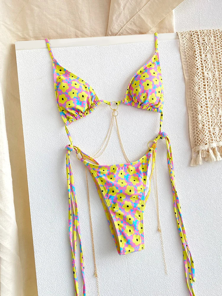 Brazilian bikini avec chaîne