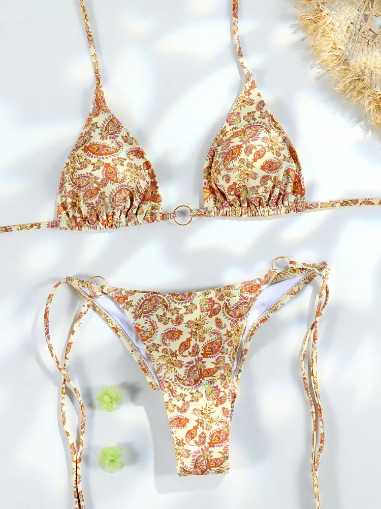 Brazilian bikini avec chaîne