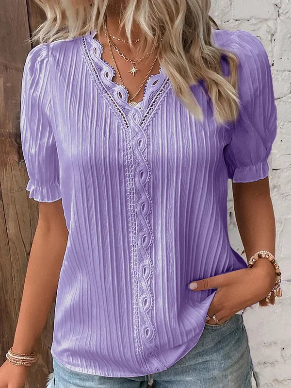 Chemise Elégante En Dentelle Avec Décolleté En V