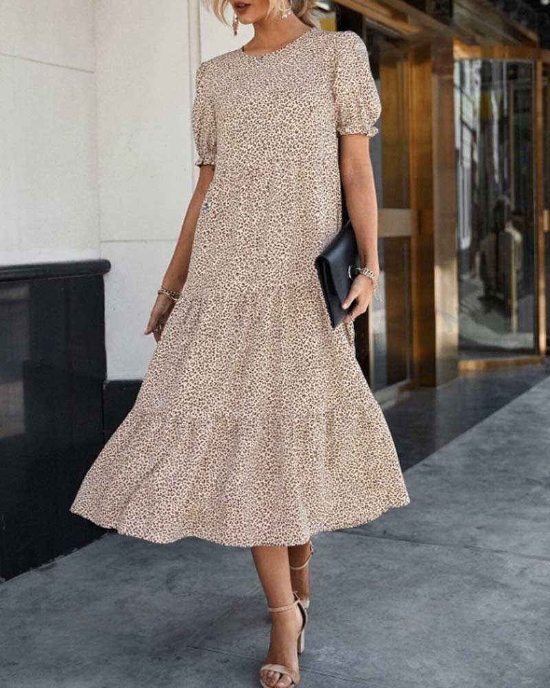 Robe à manches bouffantes