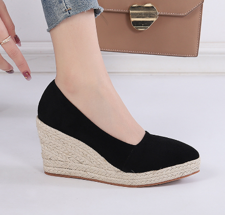 Espadrilles à plateforme et sandales à talons compensés