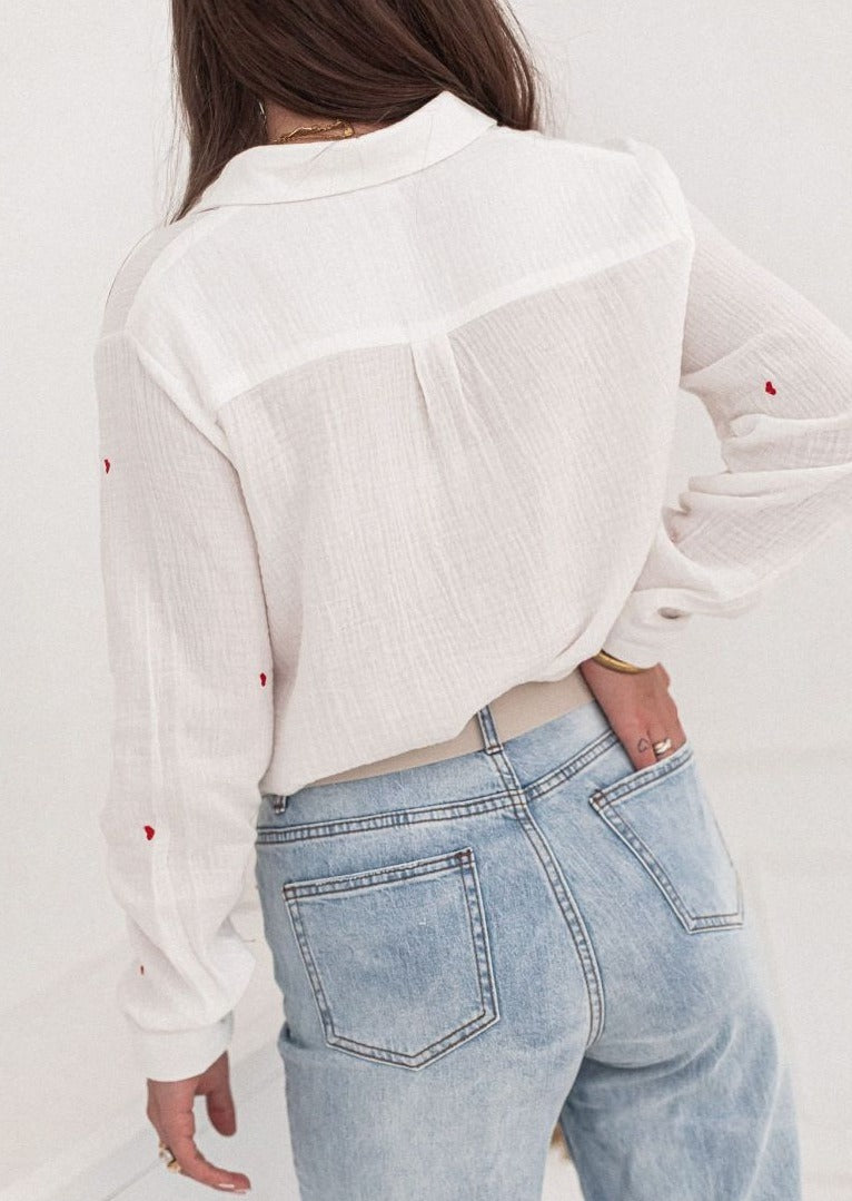 Blouse tendance avec petits cœurs