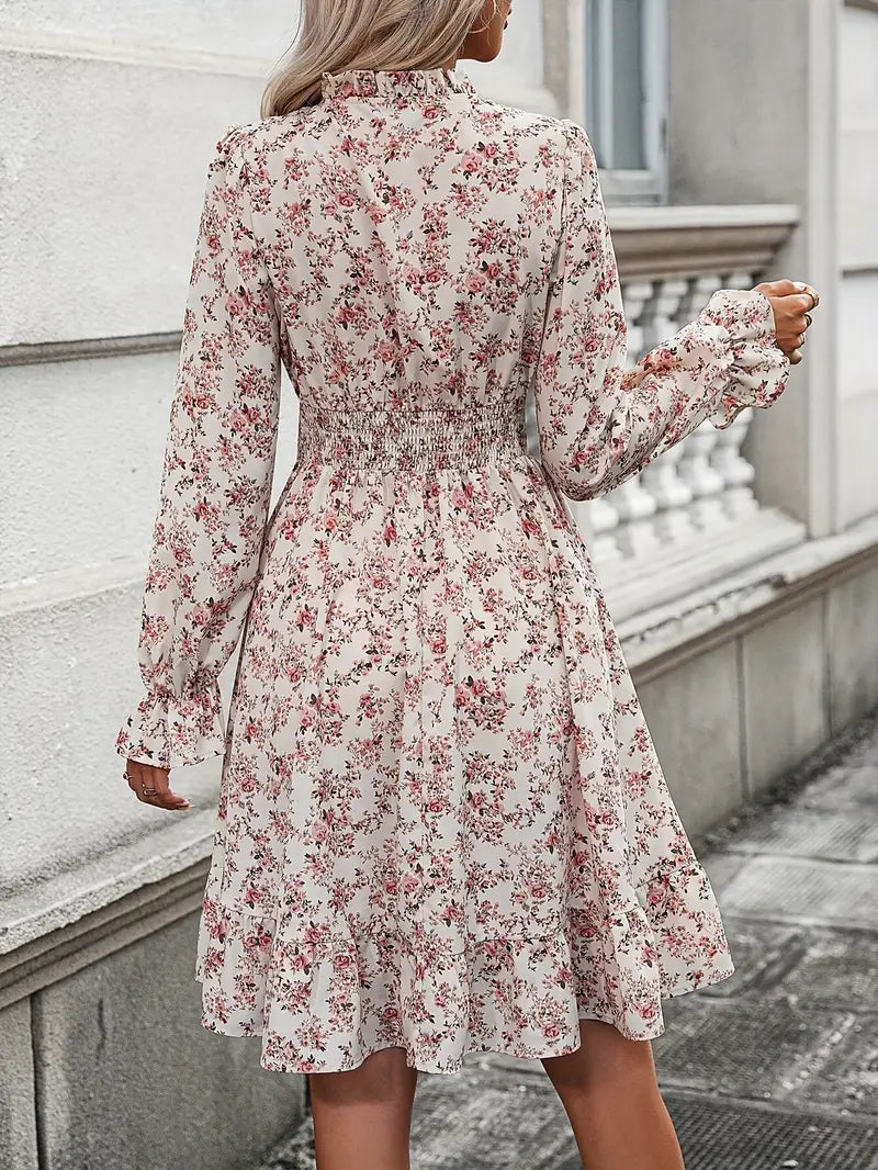 Robe Cripes à col V et manches longues bouffantes, taille smockée | Irène