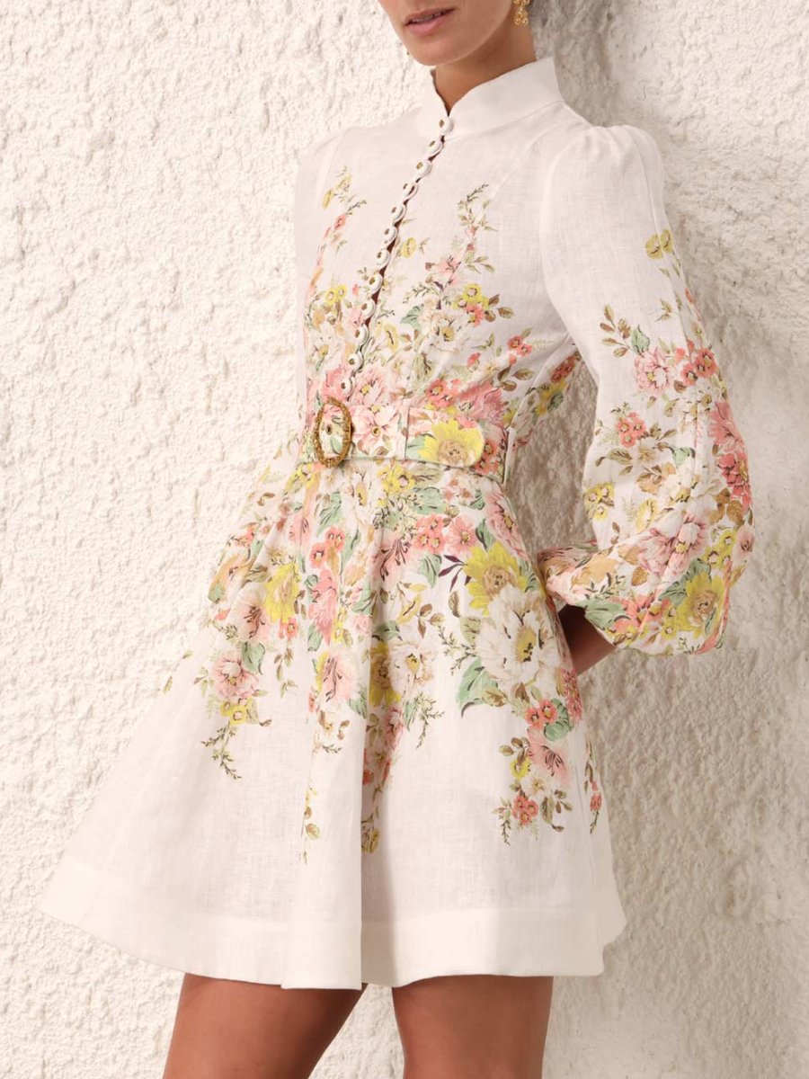 Mini-robe imprimée avec patte de boutonnage