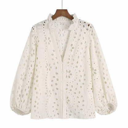 Blouse femme avec découpes