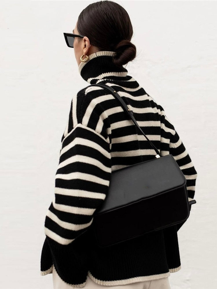 Nicol - Turtleneck Sweater