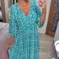 Robe fleurie à col en V