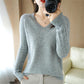 Pull en maille coupe slim à col en V pour femme