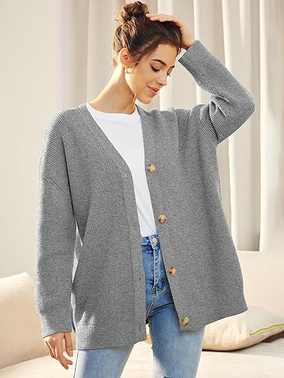 Lichte cardigan met V-hals en knoopjes