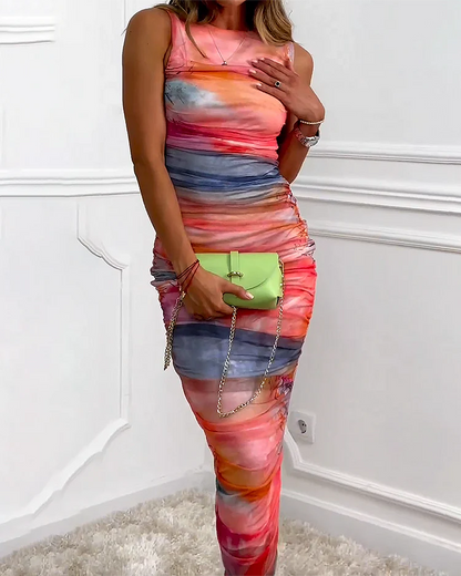 Robe plissée à encolure ronde et imprimé tie-dye