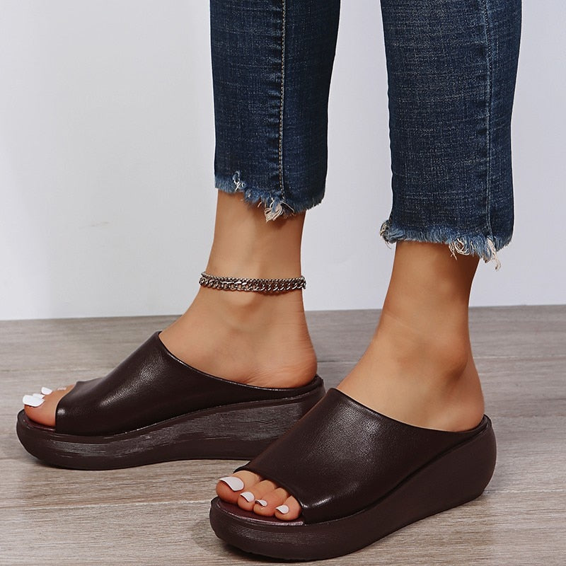 Veala | Urbane Verfrissing: Eigentijdse Dames Casual Sandalen