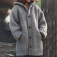 Veala | Warm oversized wintervest met capuchon