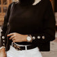 Elegante trendy trui met hoge kraag